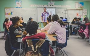 Definitia educatiei
