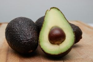 Cate calorii are un Avocado