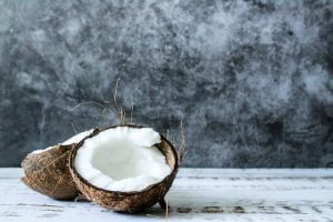 Cate calorii are nuca de cocos