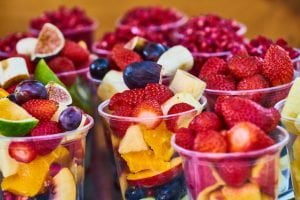 Cate calorii are o salata de fructe
