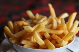 Cate calorii au cartofii prajiti