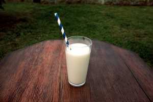 Cate calorii are 200 ml lapte