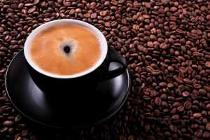 Ce beneficii oferă consumul de cafea boabe