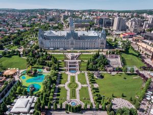 Care sunt atracțiile turistice din Iași?