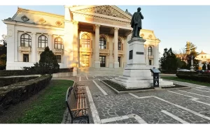 Care sunt atracțiile turistice din Iași?