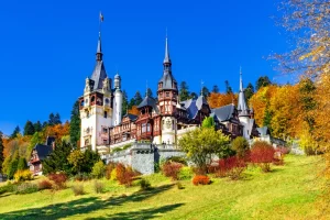 Care sunt atracțiile turistice din Sinaia?