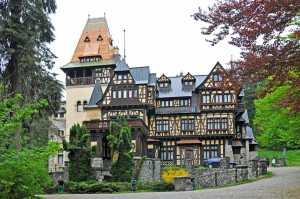 Care sunt atracțiile turistice din Sinaia?