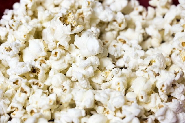 Cate calorii are o punga de popcorn